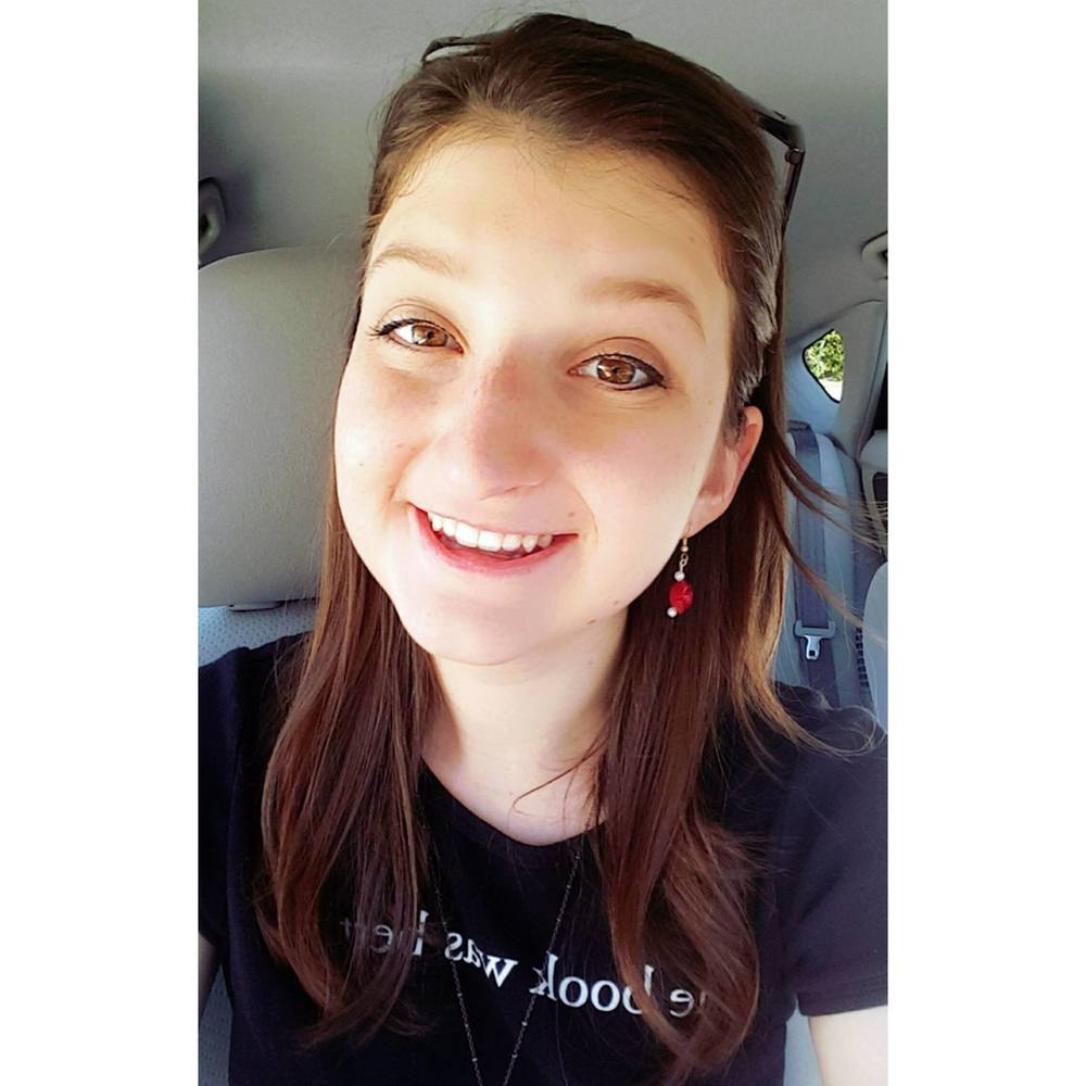 Meet your Posher, Nikki